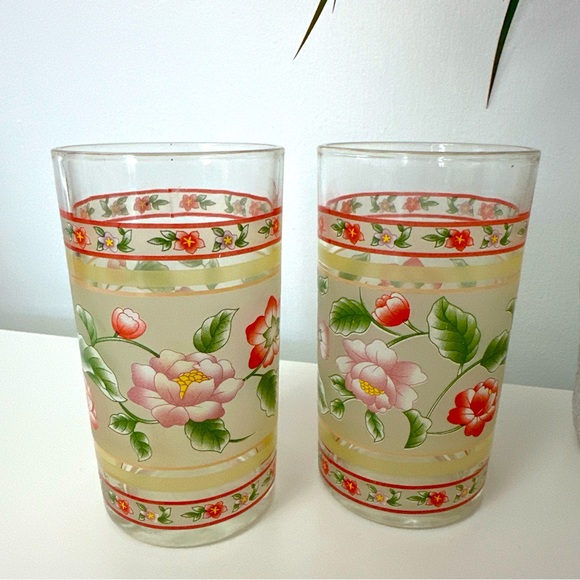 Vintage Floral Juice Glasses set of 2 - Picture 1 of 6